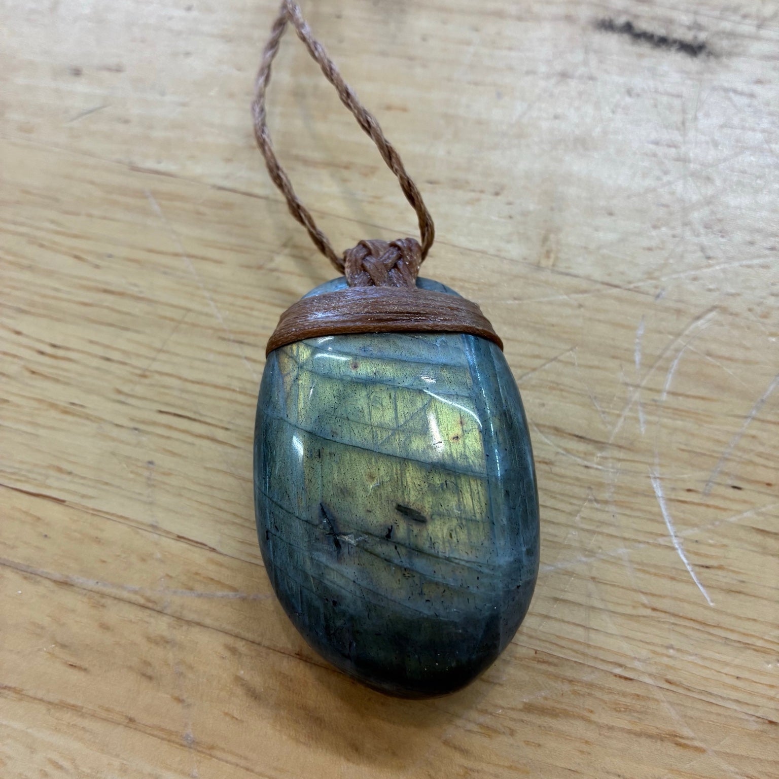 Labradorite Leather Necklace – Protection, Intuition & Transformation