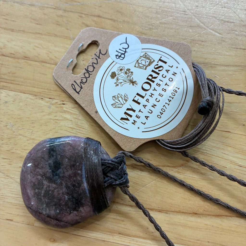 Rhodonite Leather Necklace – Emotional Healing, Compassion & Heart Strength