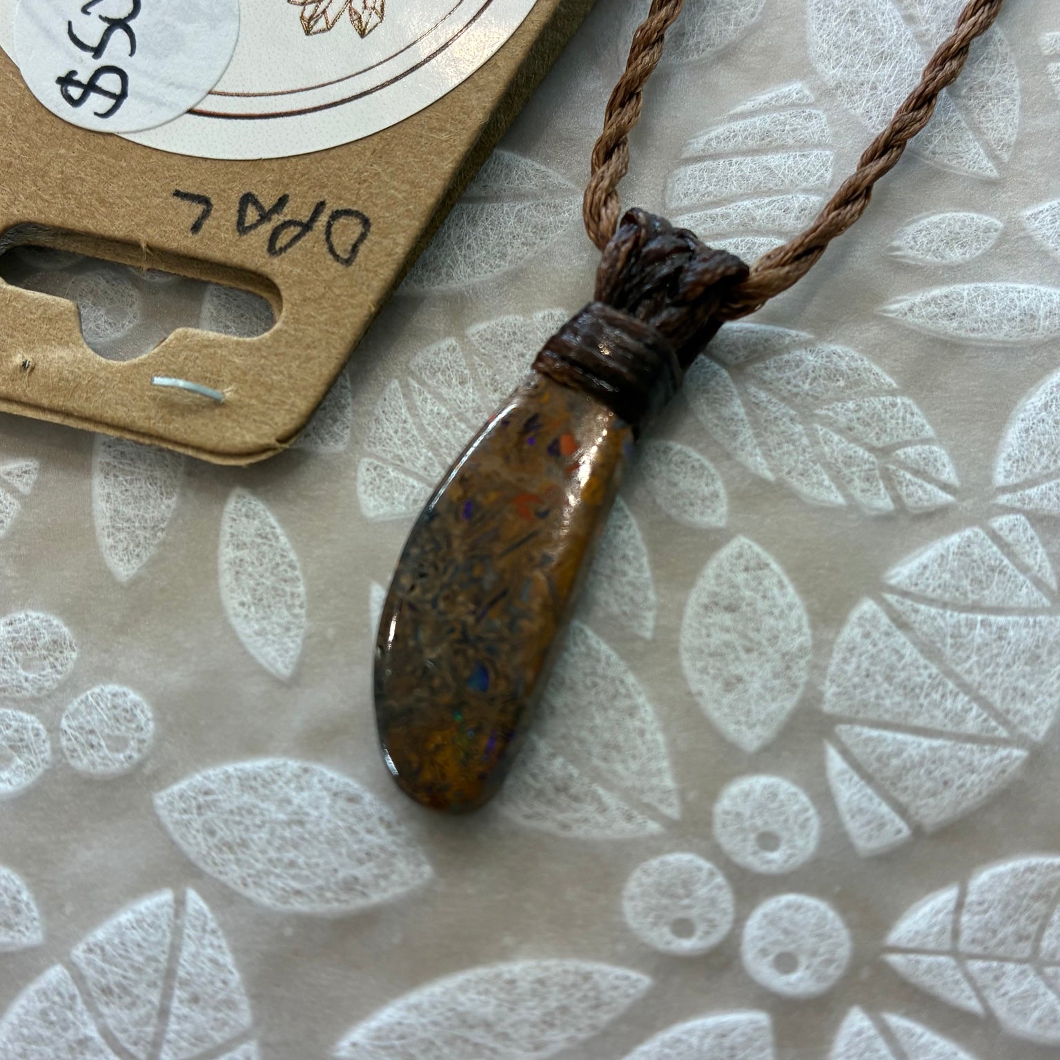 Opal Lether Necklace – Intuition, Inspiration & Emotional Flow