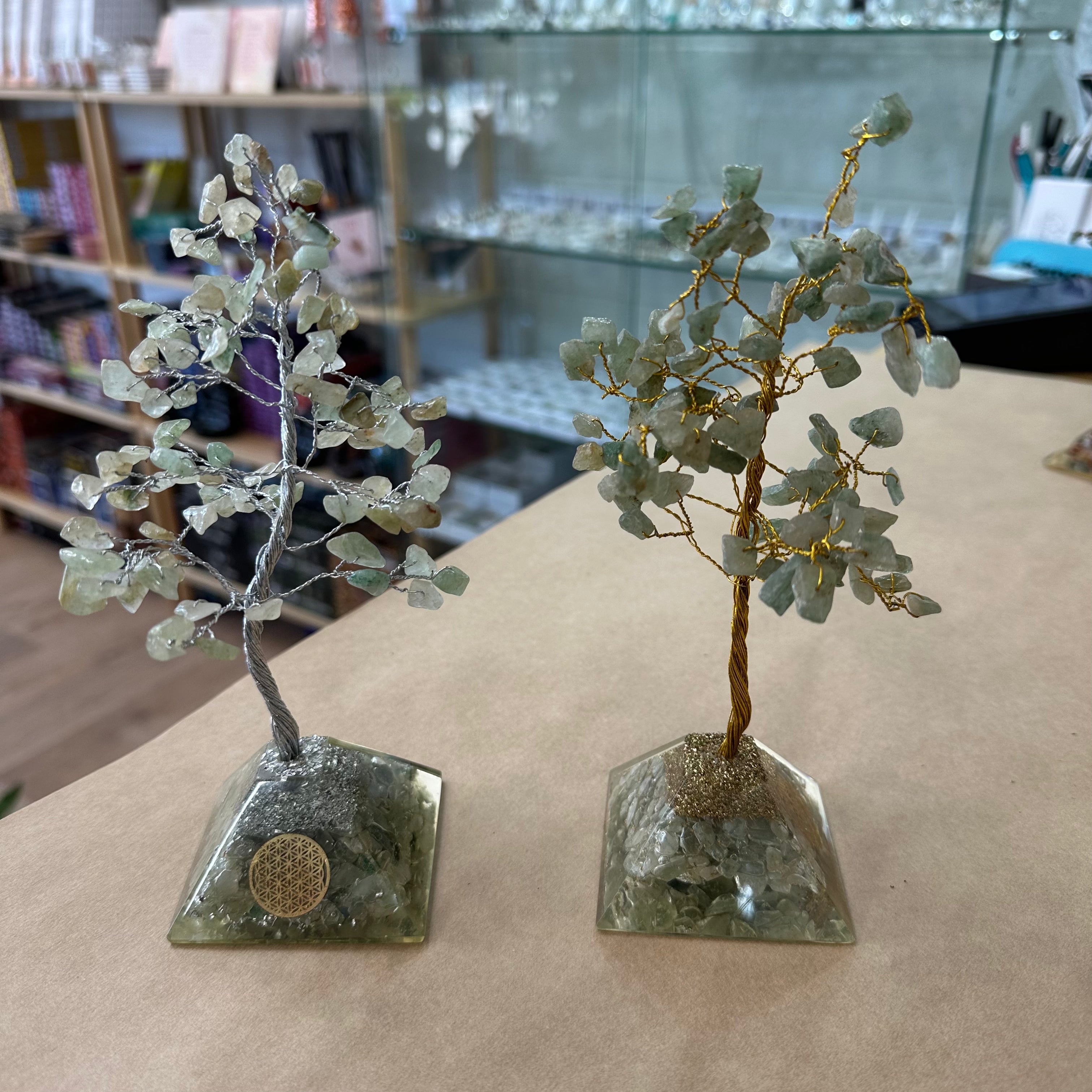 Green Aventurine Crystal Tree 100 Chip - Orgonite Base