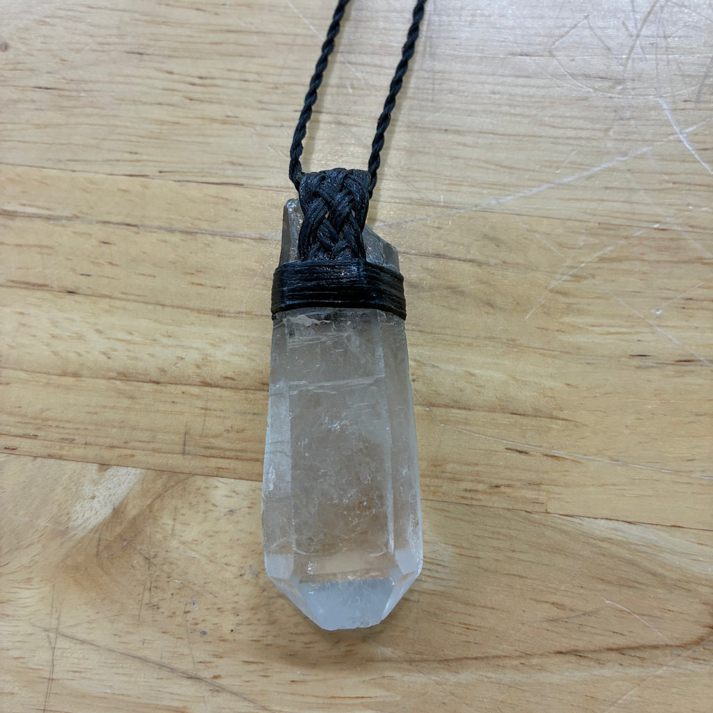 Window Quartz Leather Necklace - Insight