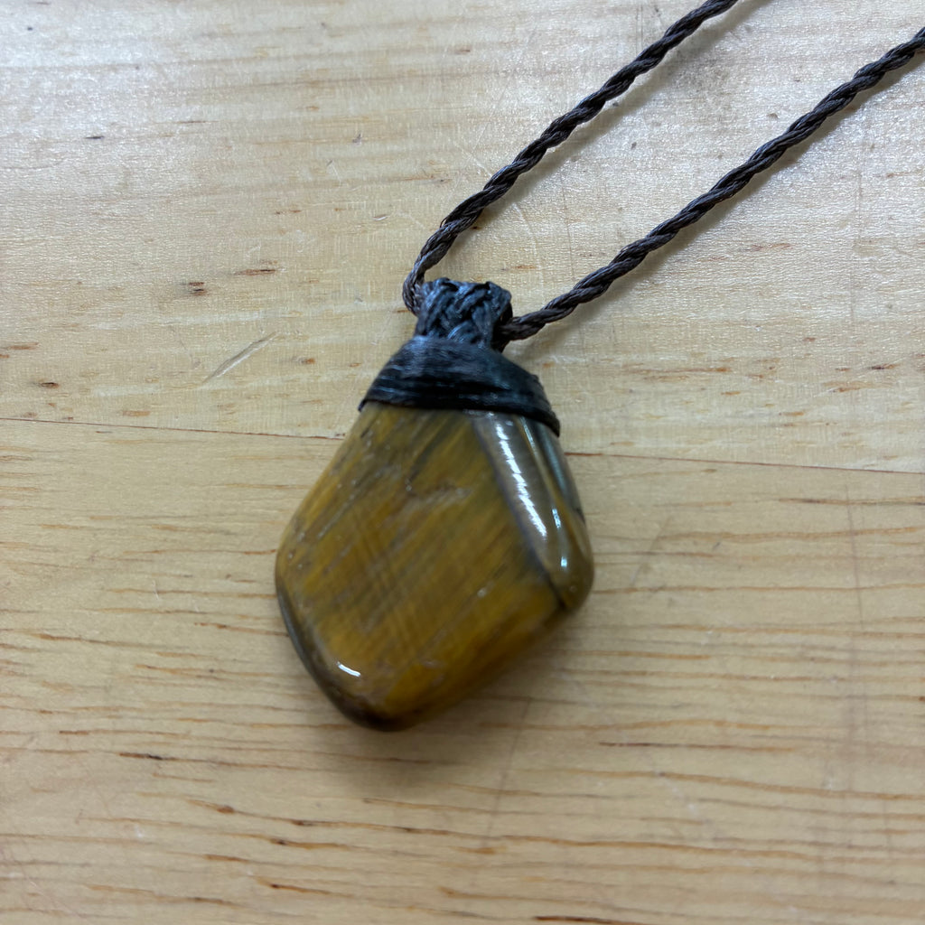 Tiger Eye Leather Necklace - Confidence
