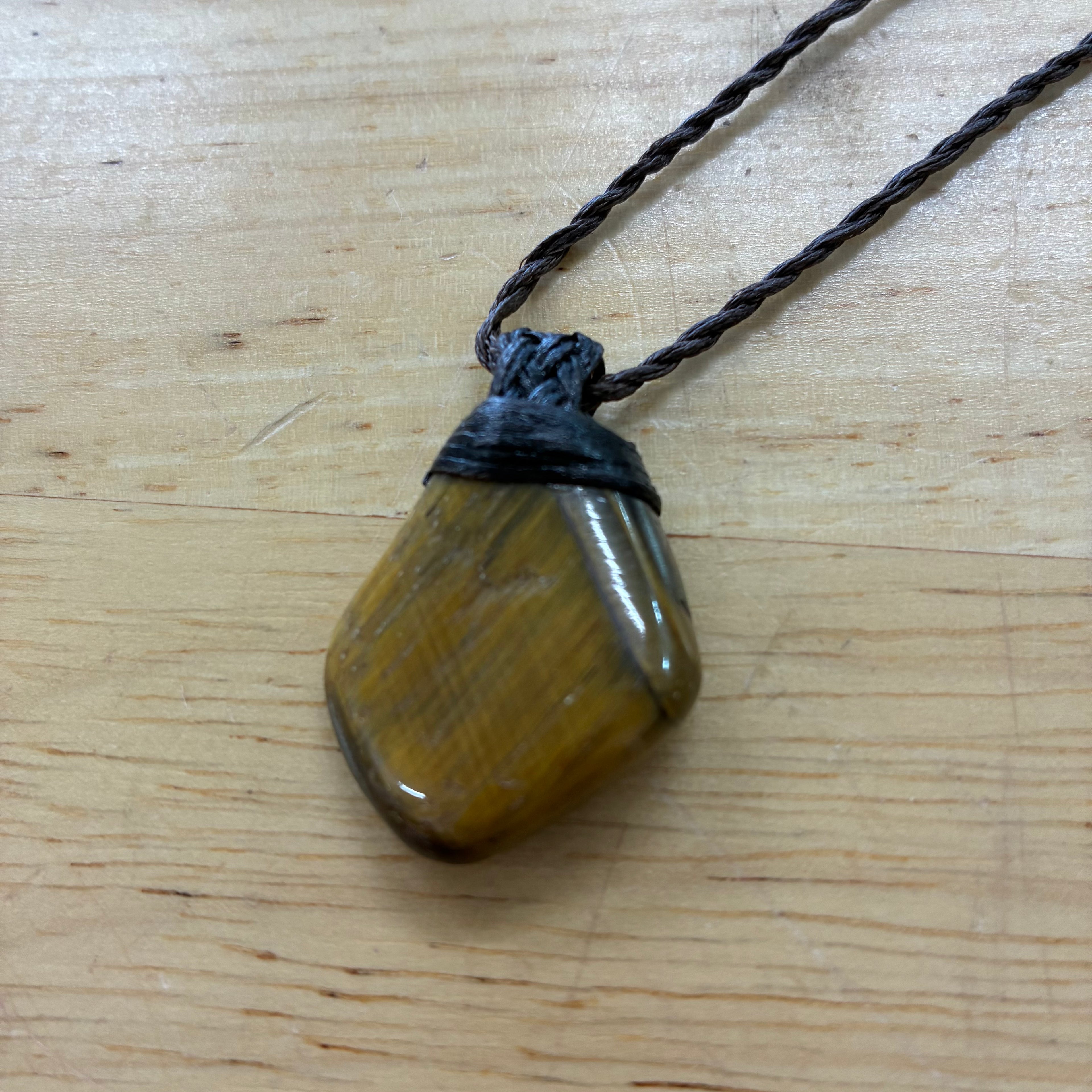 Tiger Eye Leather Necklace - Confidence