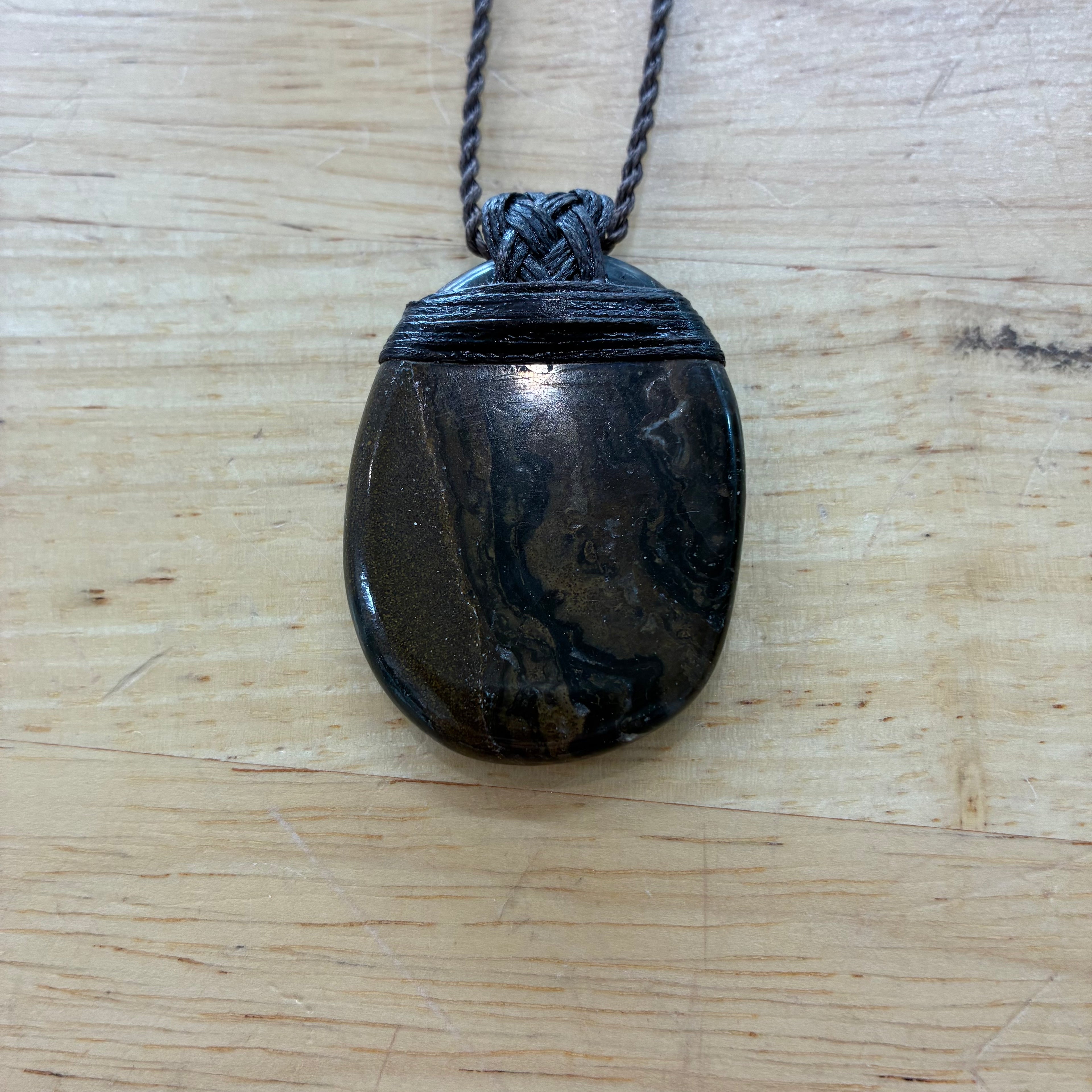 Sharmanite - ANCIENT LIFE Leather Necklace