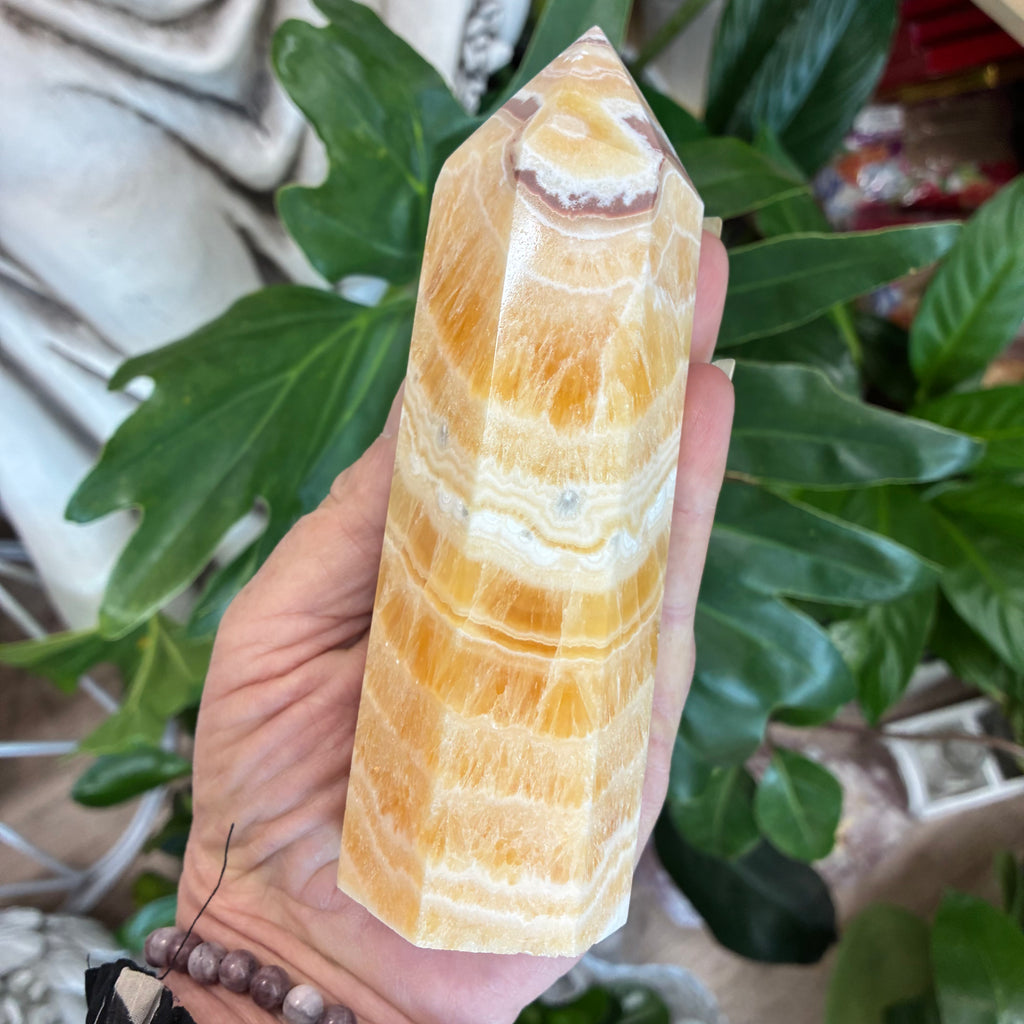 Yellow Banded Calcite Generator 0.495kg