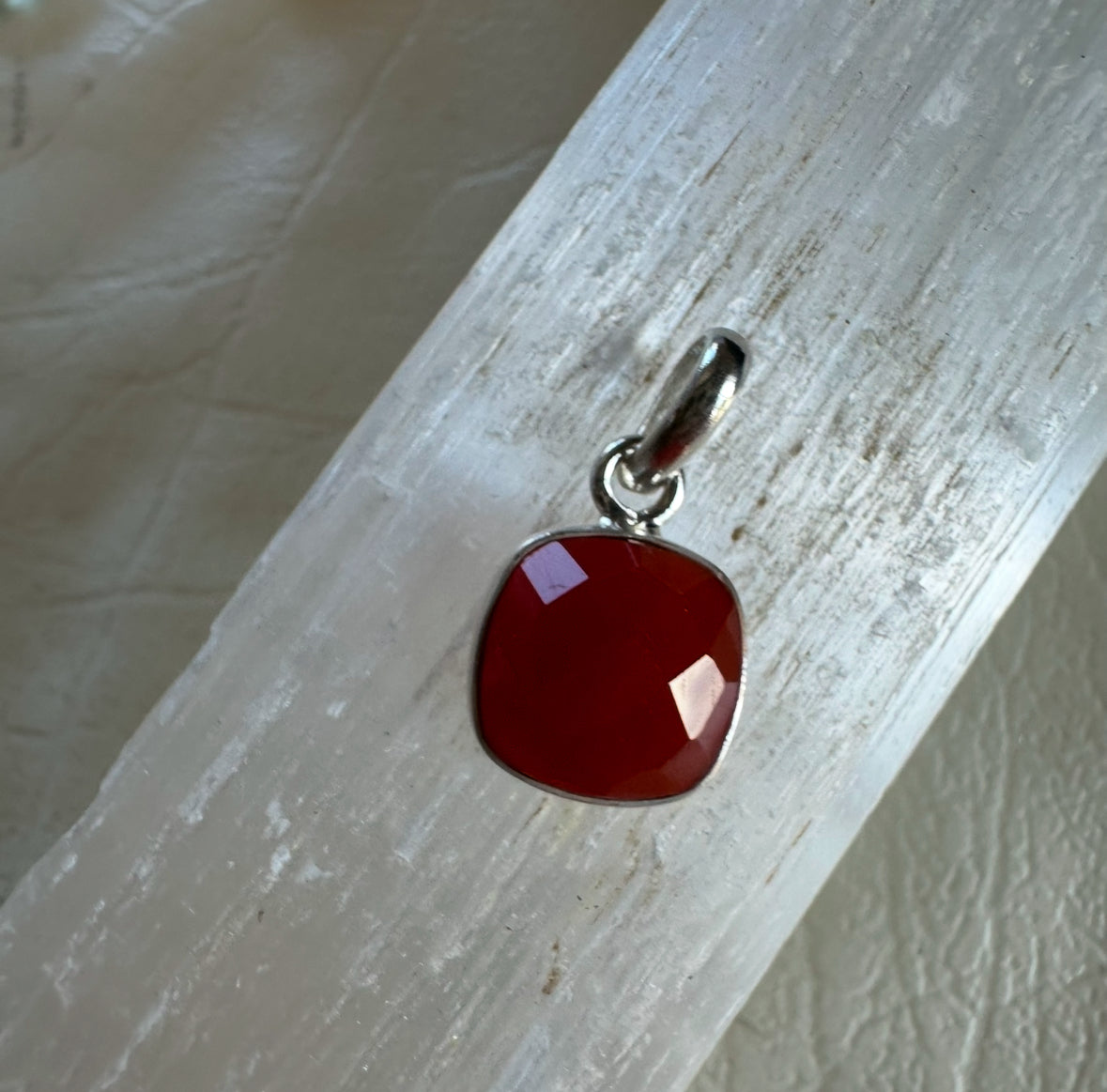 Carnelian Faceted Square Pendant Necklace: 925 Sterling Silver