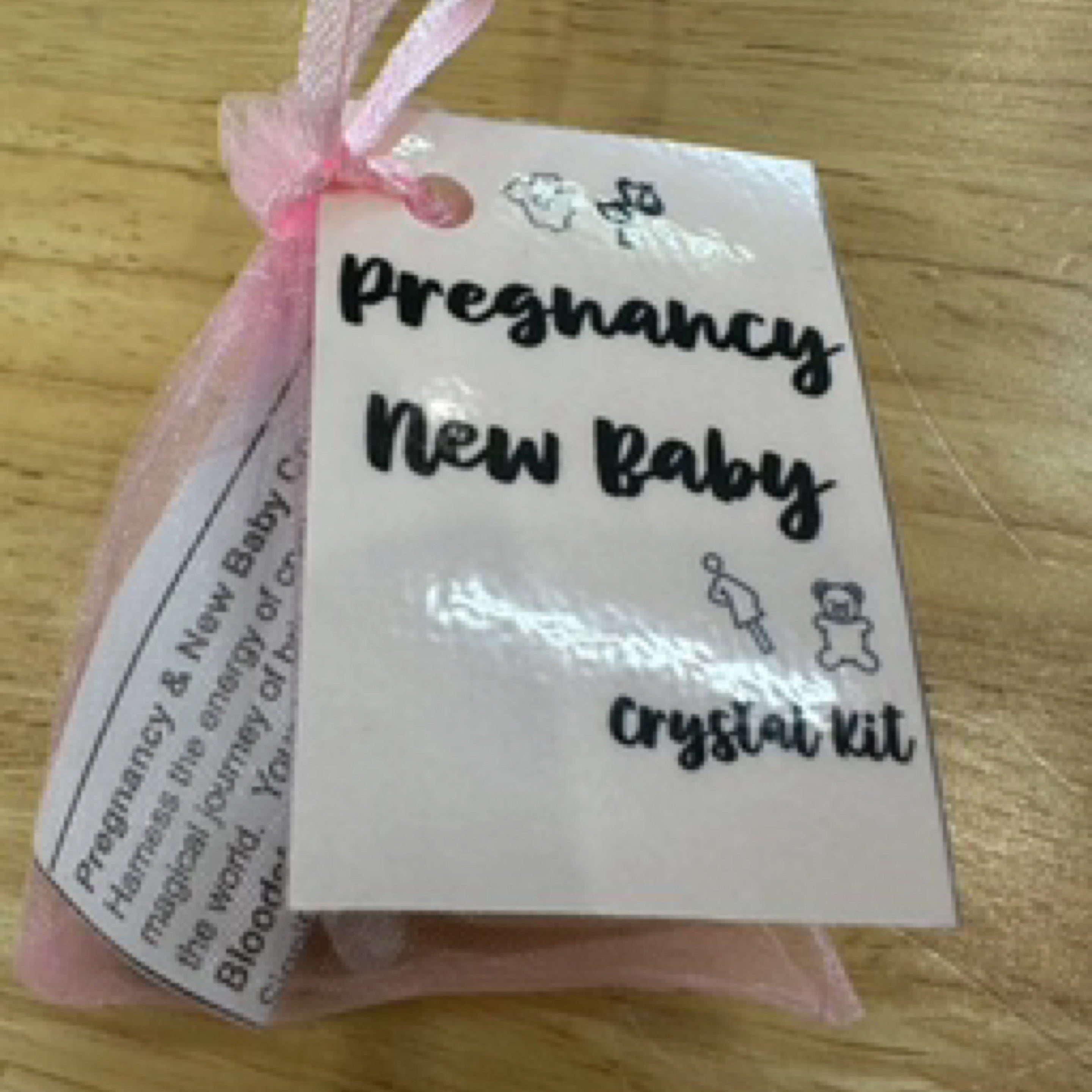 गर्भावस्था और नए शिशु के लिए क्रिस्टल किट