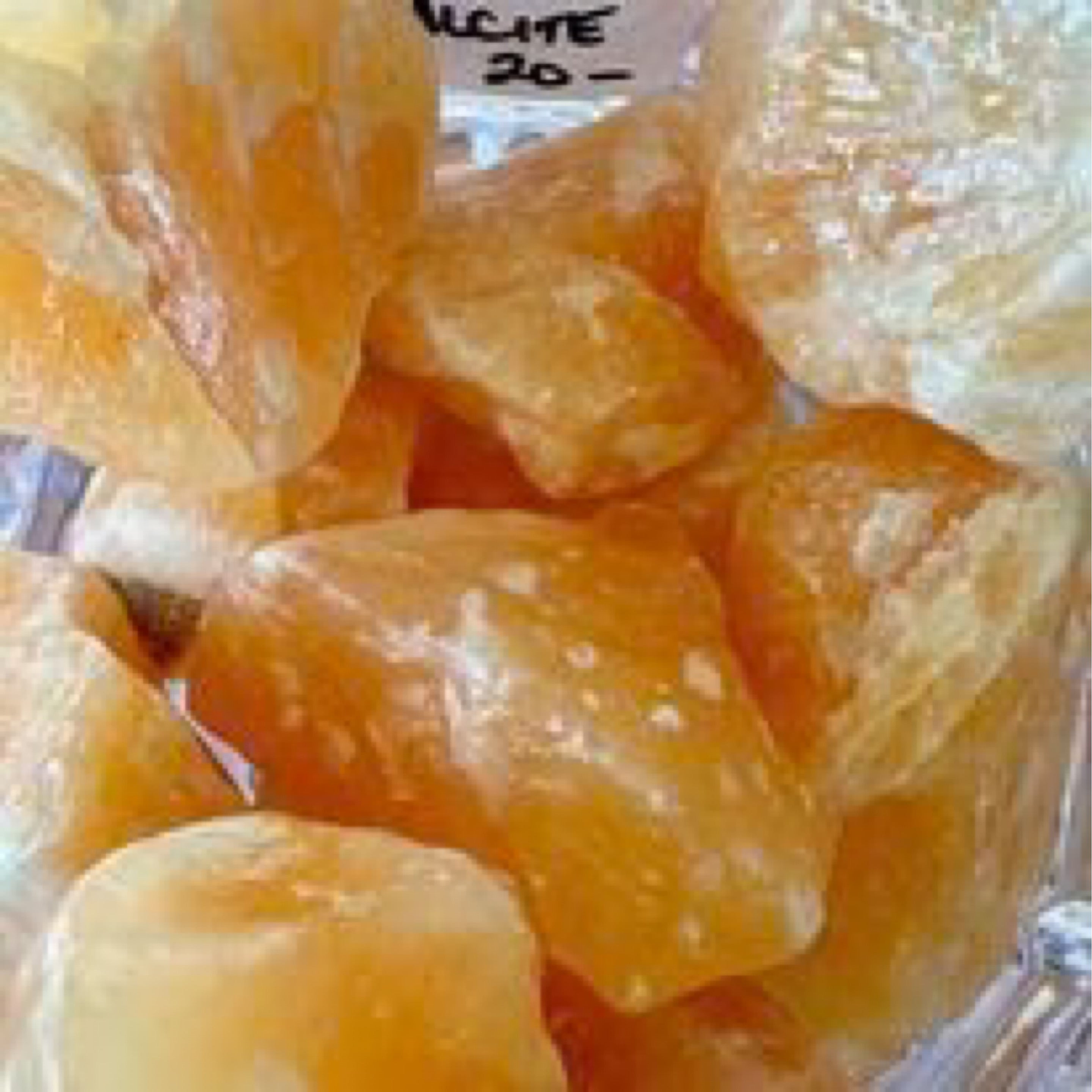 ऑरेंज कैल्साइट चंक्स