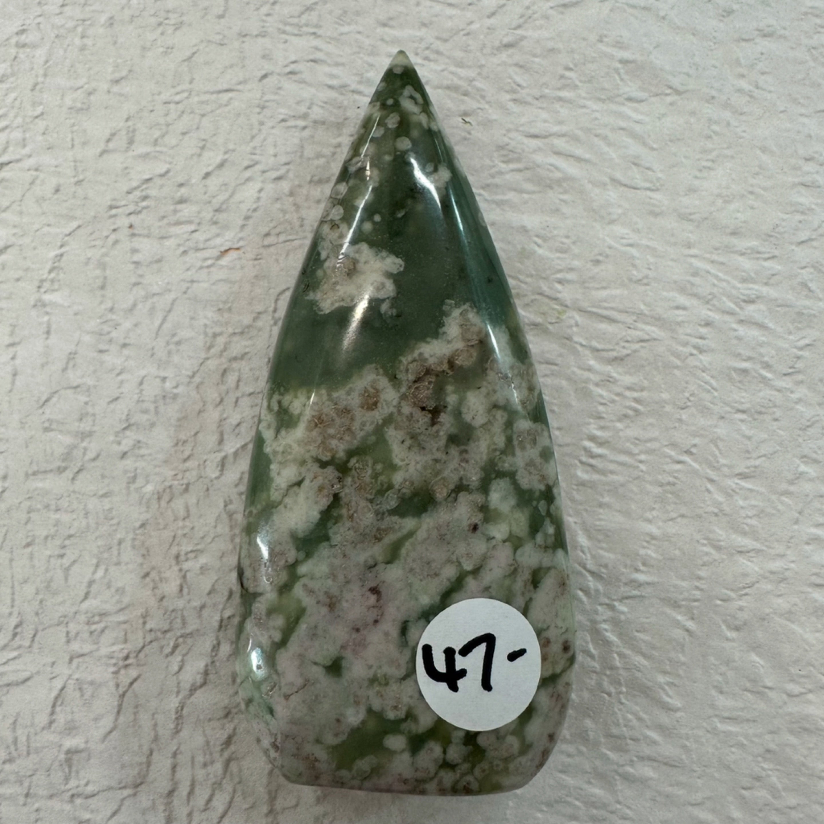 शांति जेड मूर्तिकला मुक्त रूप