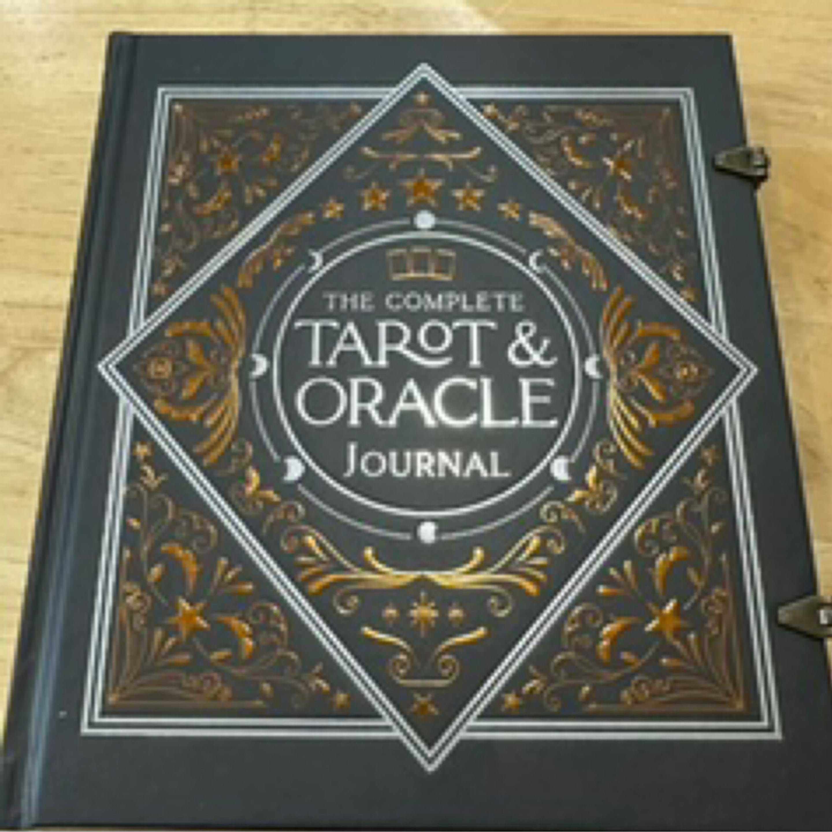 Complete Tarot & Oracle Journal, The