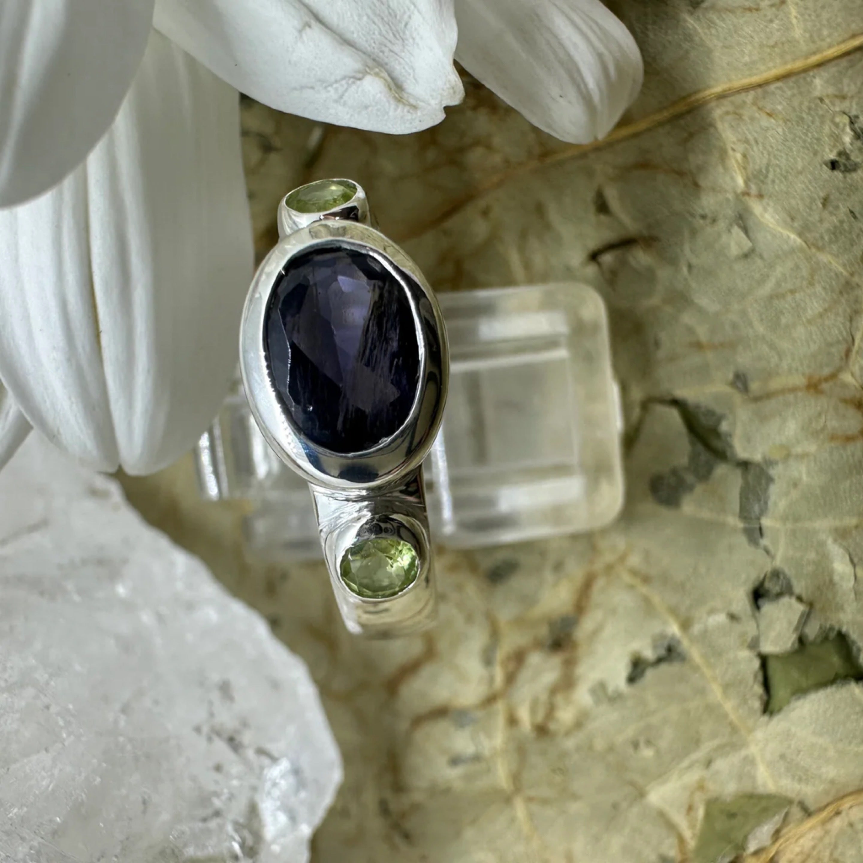 Iolite & Peridot 925 Sterling Silver Ring - Size 9 - Quality Gemstone Jewellery