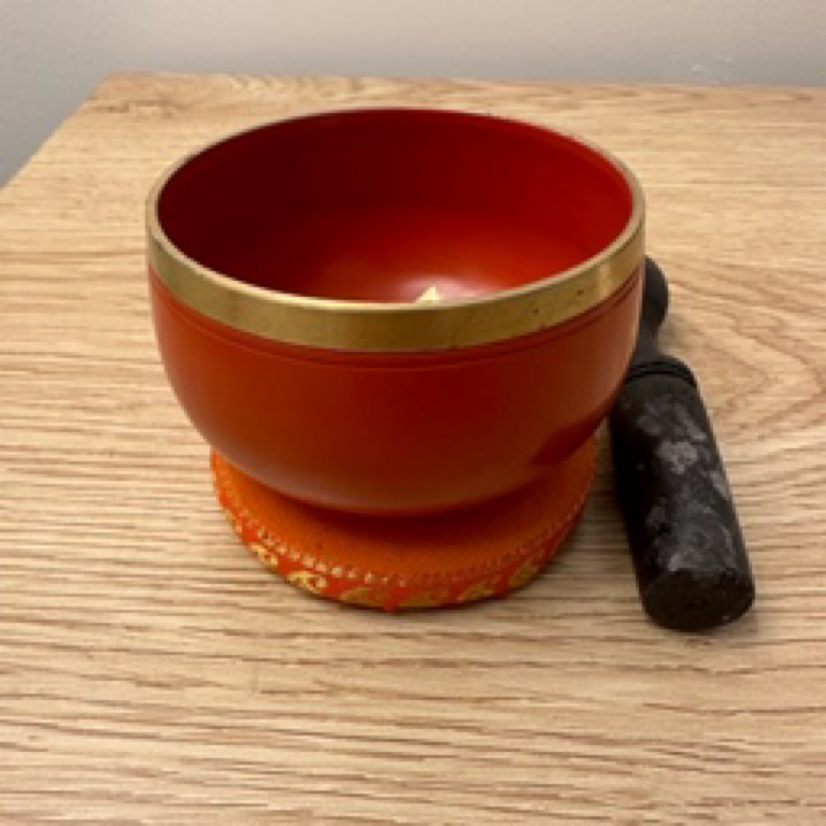 SINGING BOWL GIFT SET - SACRAL CHAKRA 7.5CM