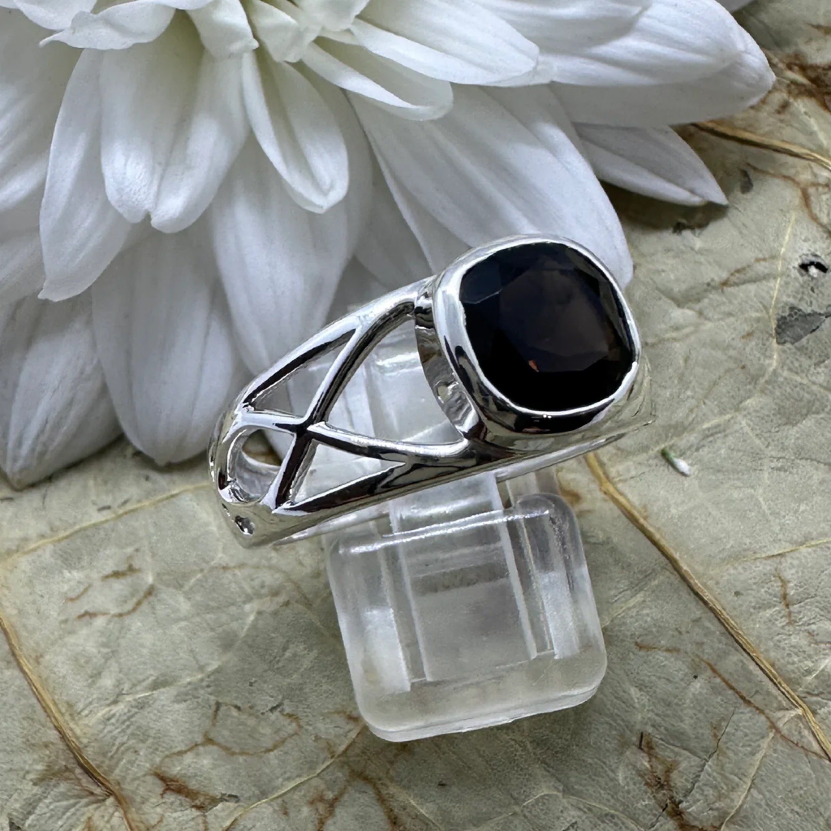 Smoky Quartz 925 Sterling Silver Ring - Size 9 - Quality Gemstone Jewellery