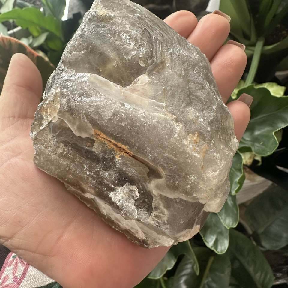 स्मोकी क्वार्ट्ज चंक - 0.607 ग्राम