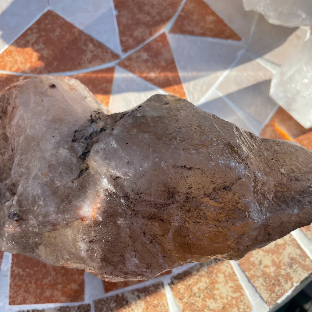 स्मोकी क्वार्ट्ज चंक - बड़ा 1.475 किग्रा