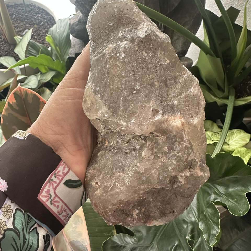 स्मोकी क्वार्ट्ज चंक - बड़ा 1.475 किग्रा