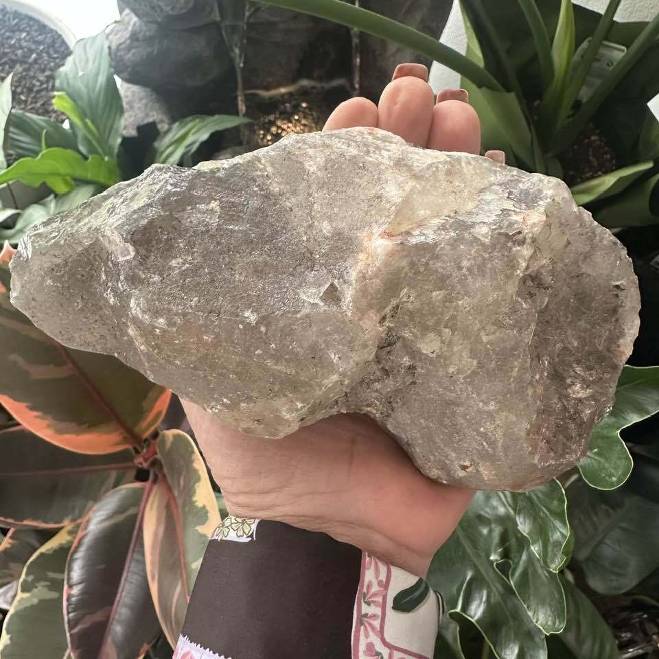 स्मोकी क्वार्ट्ज चंक - बड़ा 1.475 किग्रा