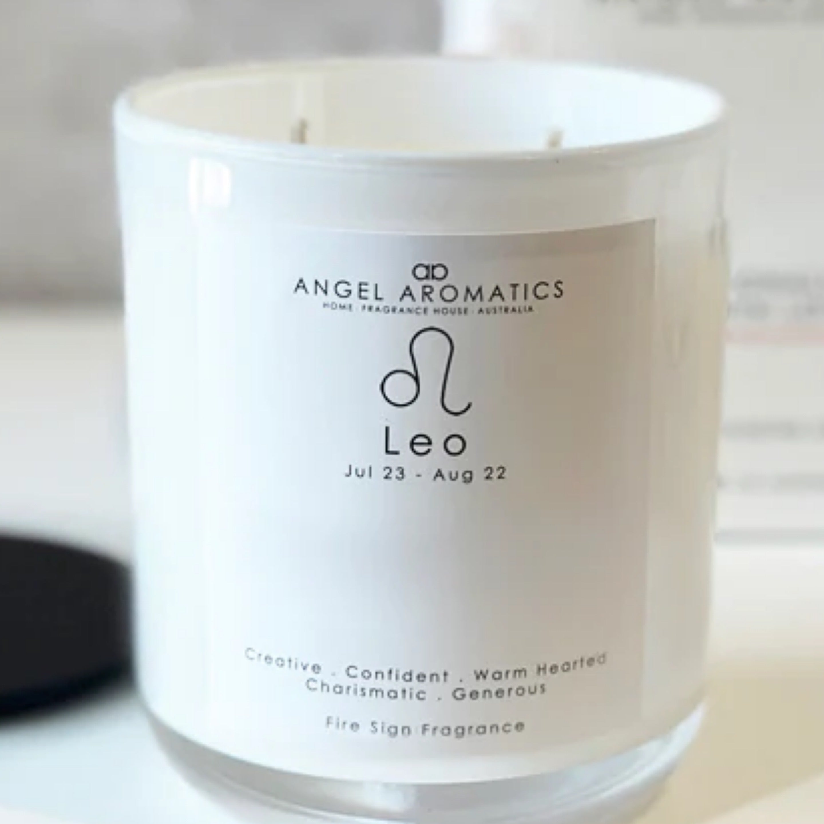 Leo Zodiac Candles 270g with Rose Quartz Crystal - Angel Aromatics