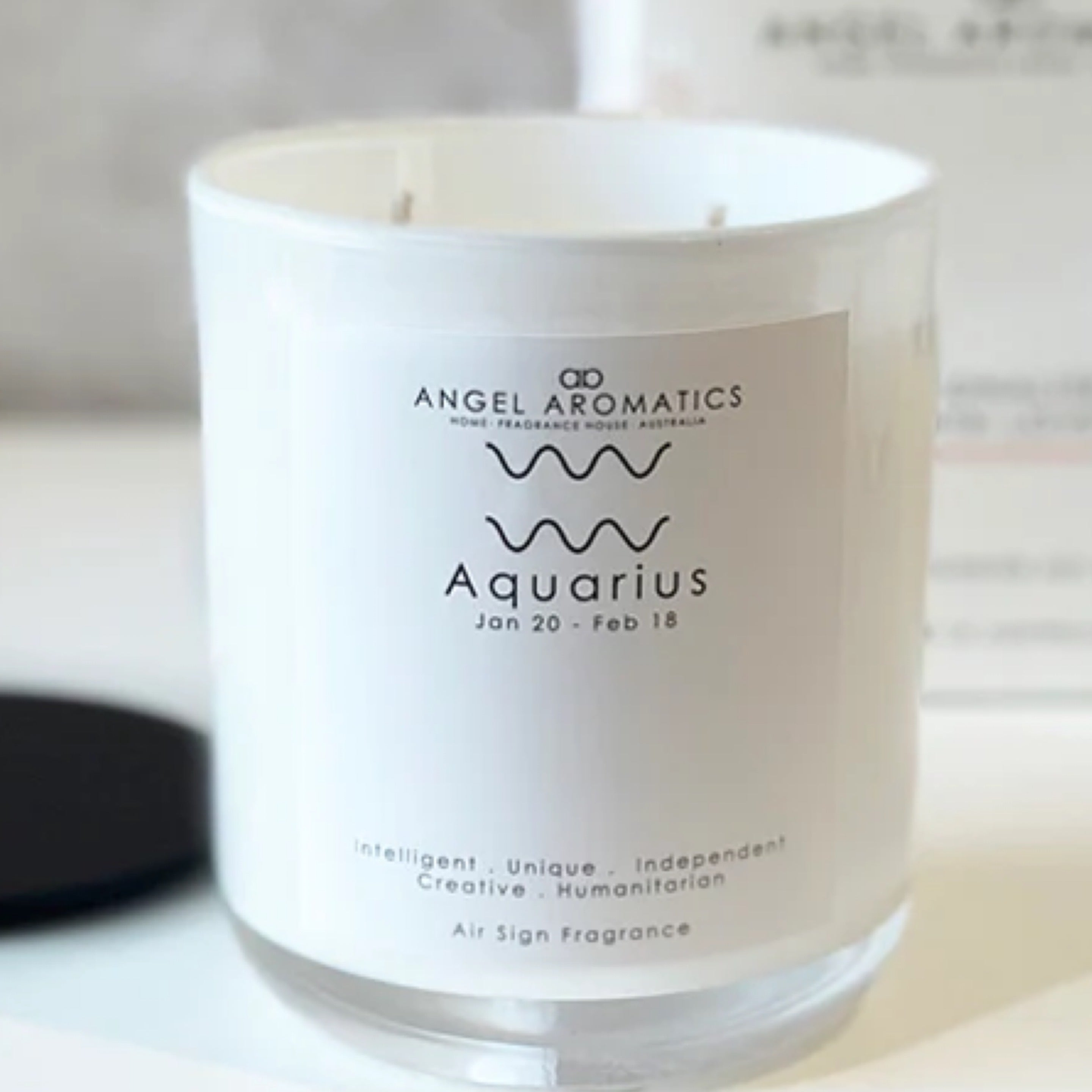 Aquarius Zodiac Candles 270g with Rose Quartz Crystal - Angel Aromatics
