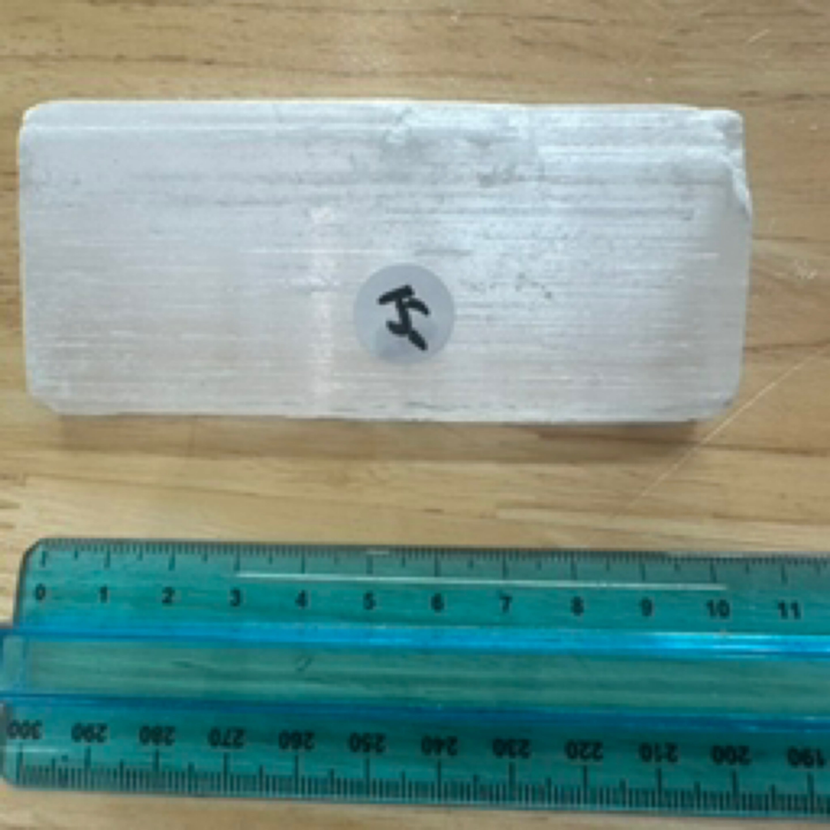 सेलेनाइट चंक