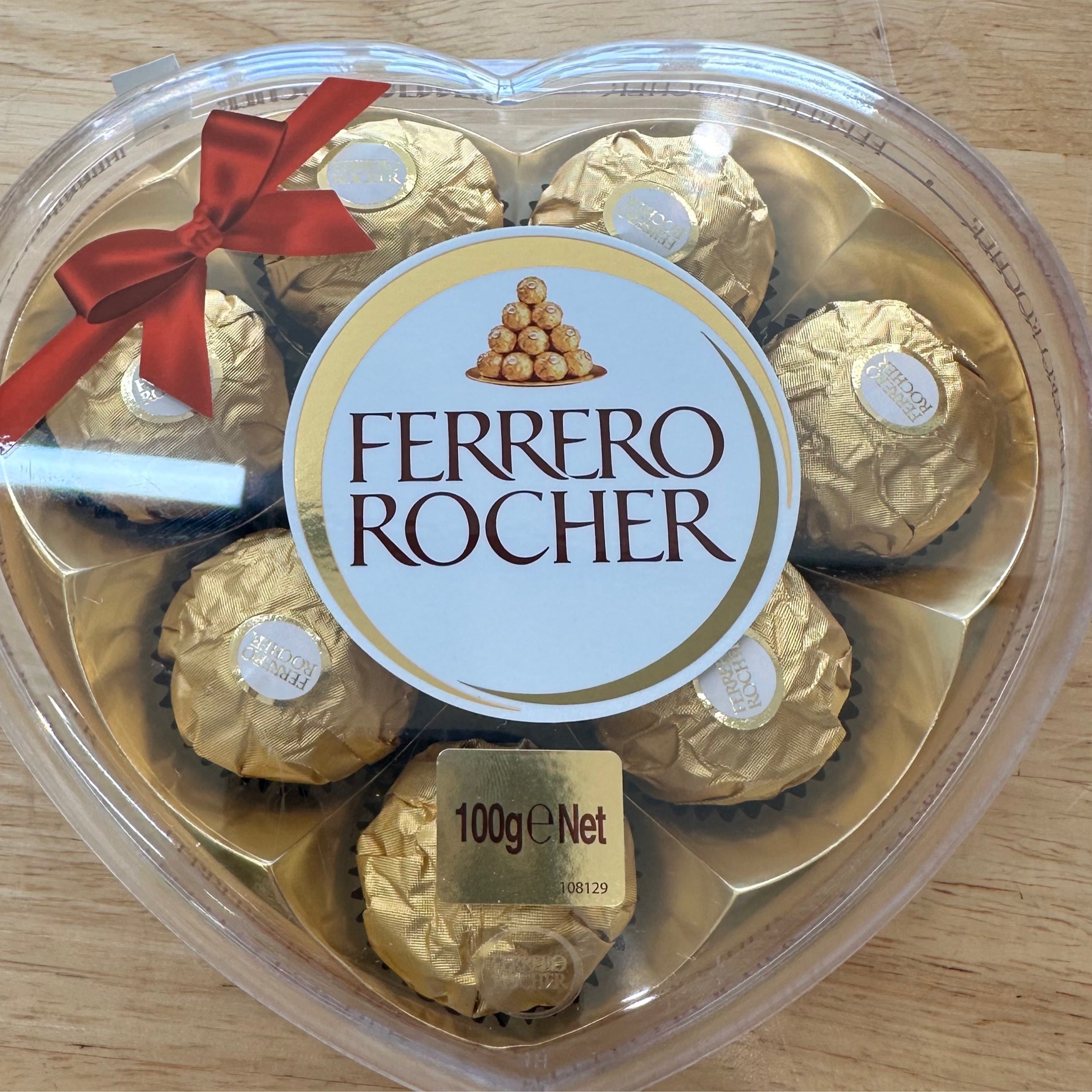 Ferrero Rocher Heart Chocolate Gift Box 8 Pieces | 100g