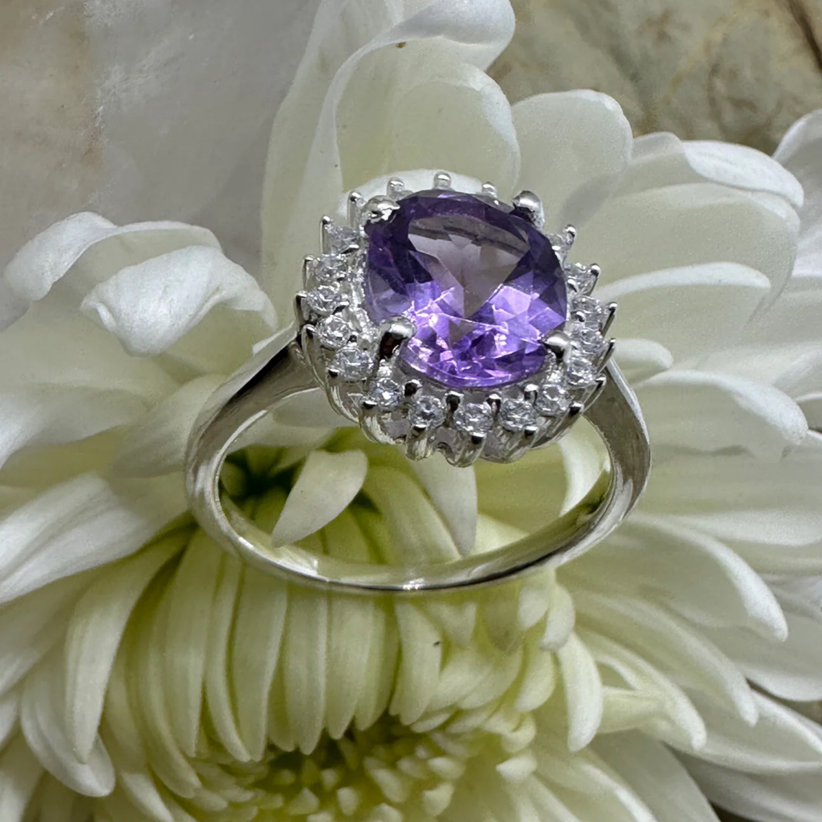 Amethyst Halo Style Sterling Silver Ring - Size 8 - Quality Gemstone Jewellery
