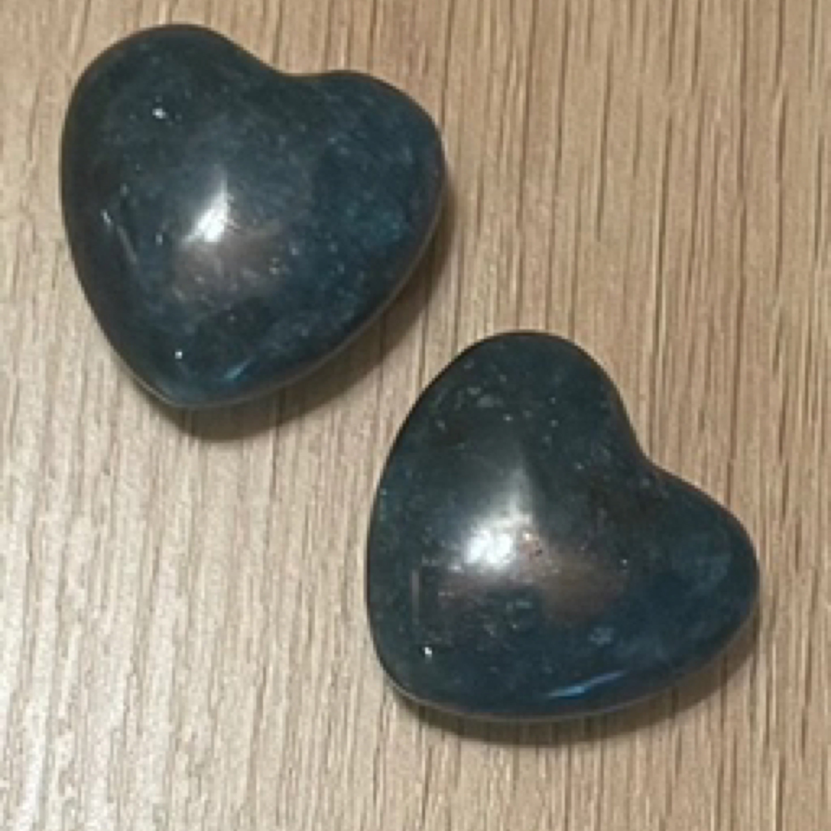 Apatite Heart Crystal Puff 30mm