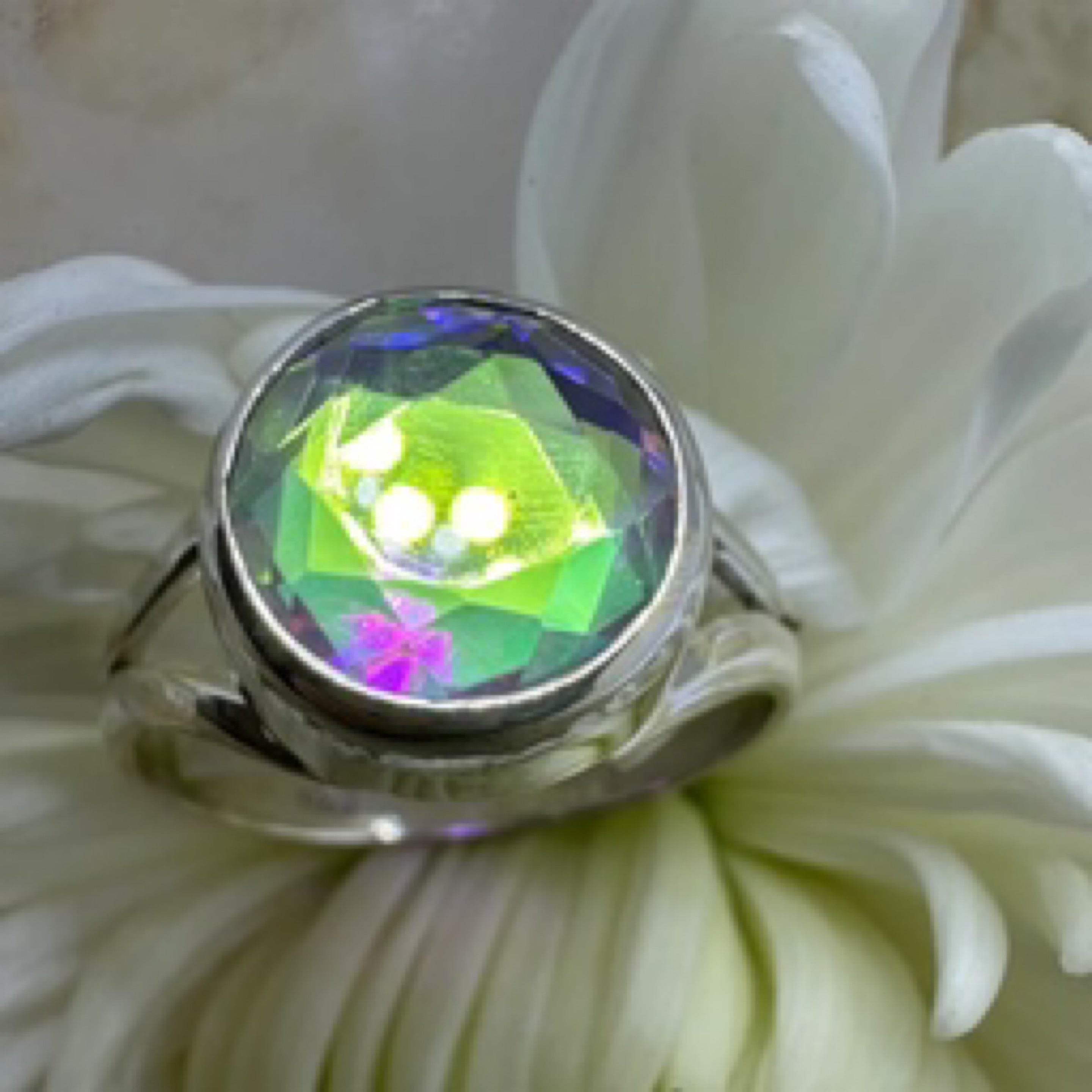 Aura Quartz 925 Sterling Silver Ring - Size 8 - Quality Gemstone Jewellery